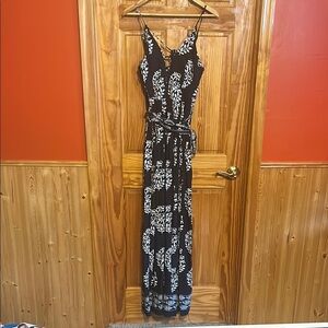 Elegant Navy and White Floral Maxi Dress